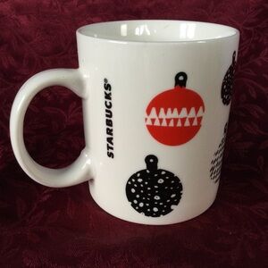Starbucks 2016 Holiday 12Oz Coffee Mug Christmas White   Red and Black Ornaments